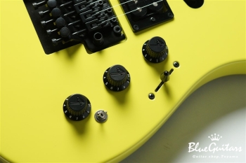 Limited Edition HM Strat - Frozen Yellow